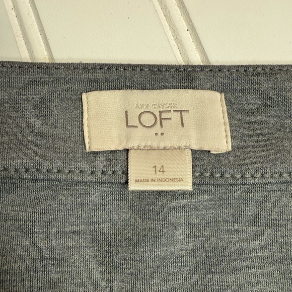 LOFT Gray Mini Skirt with Black Stripe - Picture 5 of 7